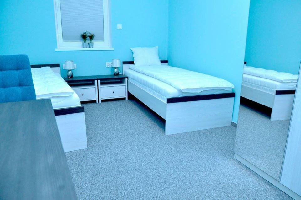 Pokoje, Apartamenty, Restauracja Marcus Oborniki Exteriör bild